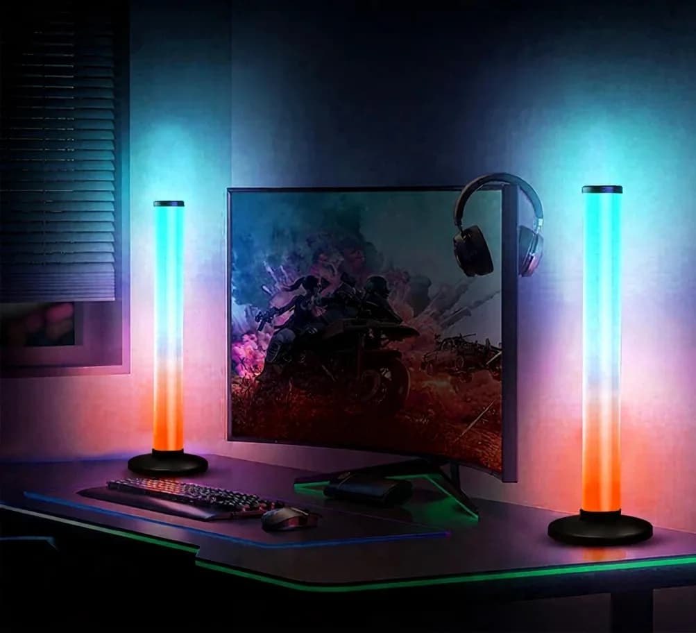 Lampada da scrivania RGB a 360 gradi reattiva al suono con controllo app e telecomando