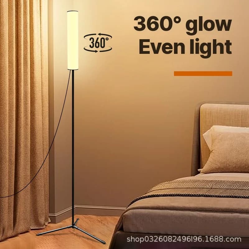 Lampada da terra LED ad altezza regolabile con base a treppiede e tre modalità colore
